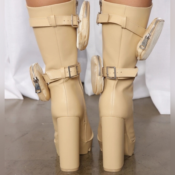 Boots - Picture 3 of 6